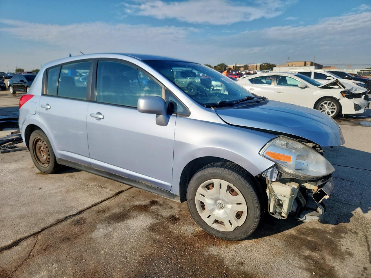 NISSAN VERSA S