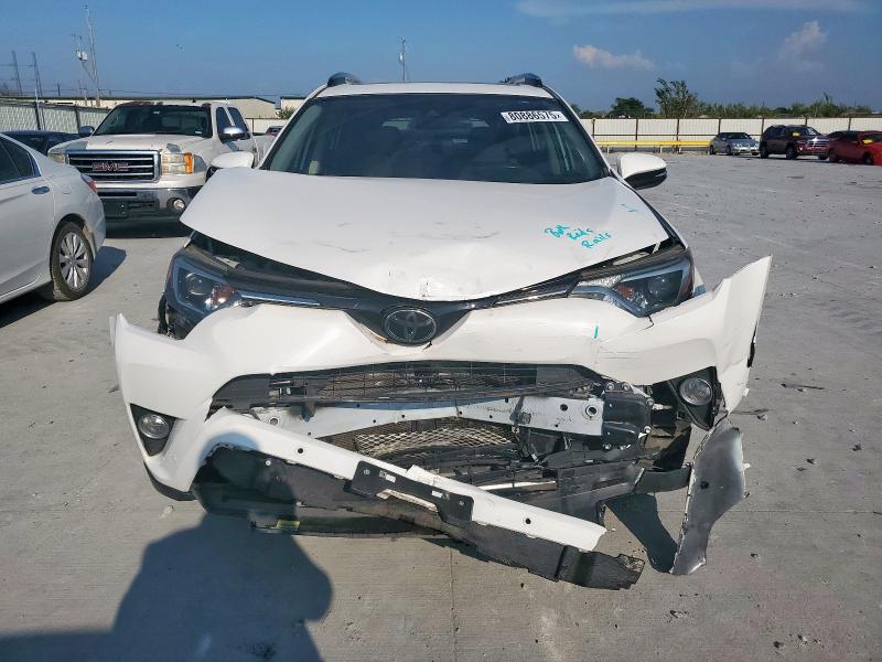 2018 TOYOTA RAV4 ADVEN JTMWFREV3JJ202831
