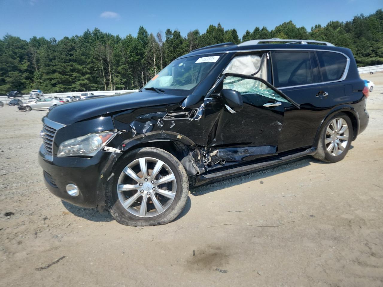 INFINITI QX56