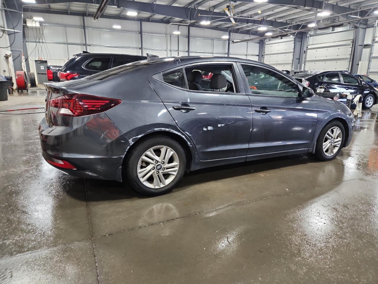 HYUNDAI ELANTRA SEL