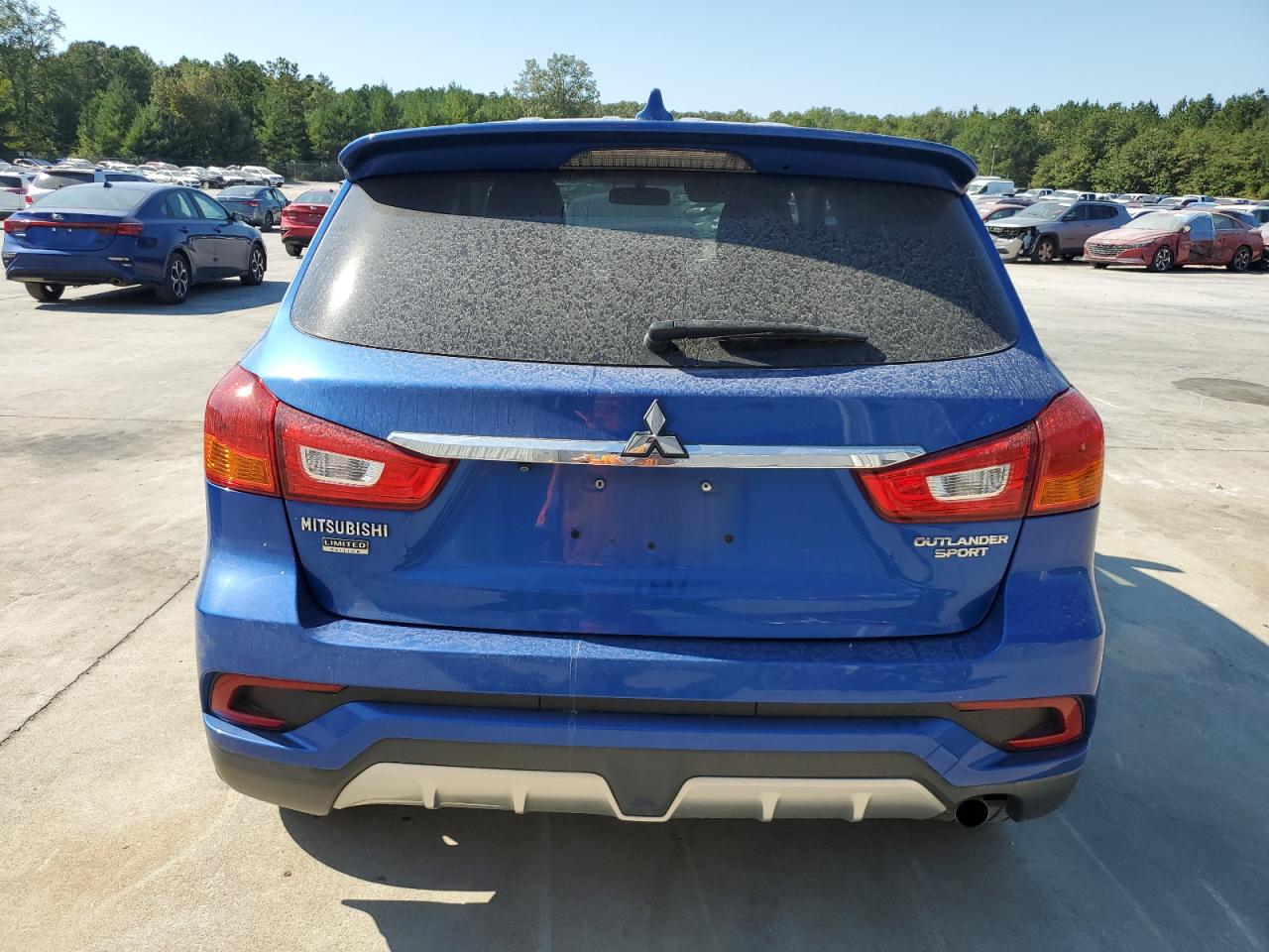 MITSUBISHI OUTLANDER ES