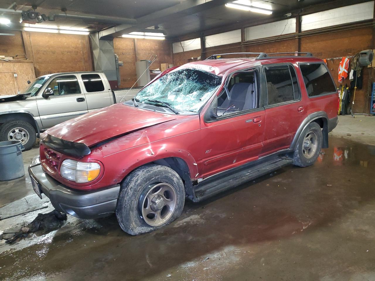  Salvage Ford Explorer