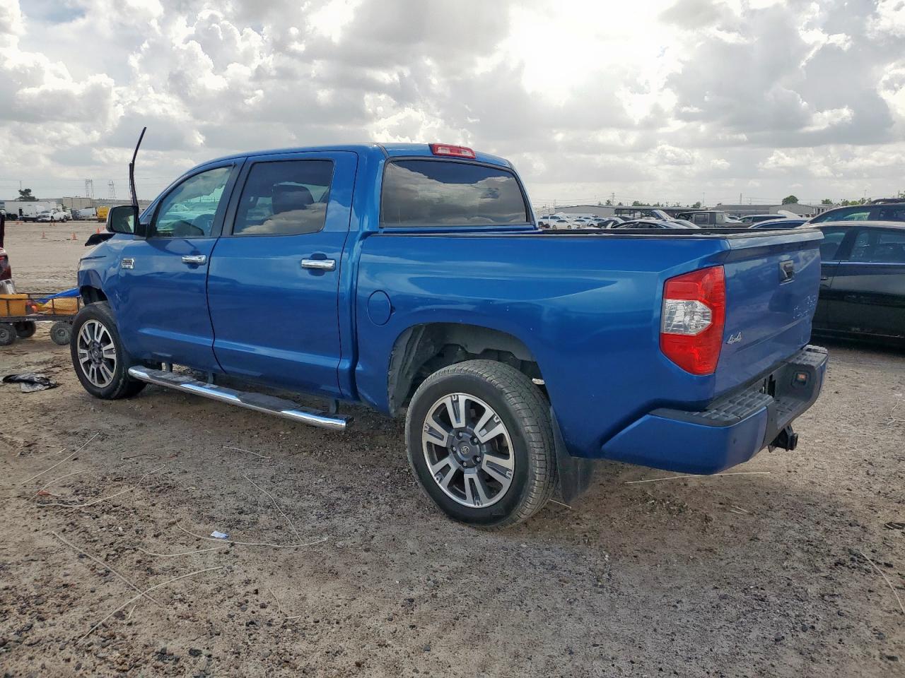 TOYOTA TUNDRA CREWMAX 1794