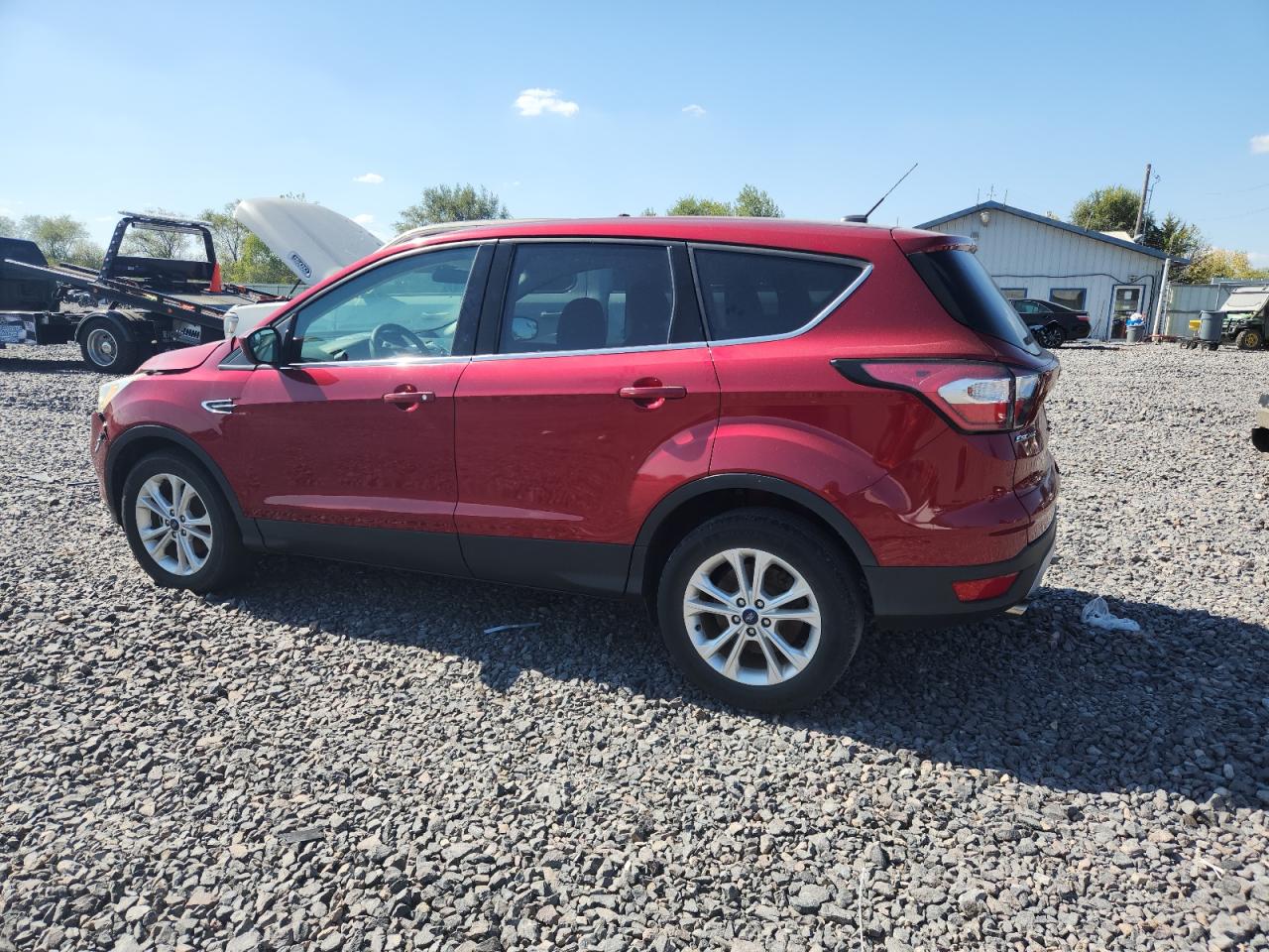 FORD ESCAPE SE