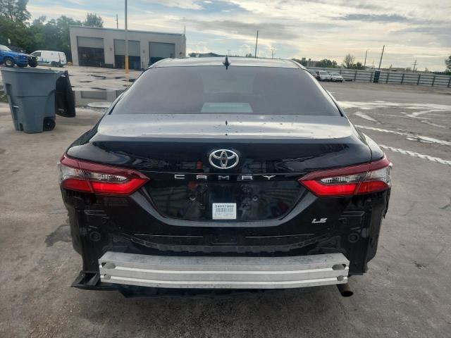 2024 TOYOTA CAMRY LE 4T1C11AK2RU851797