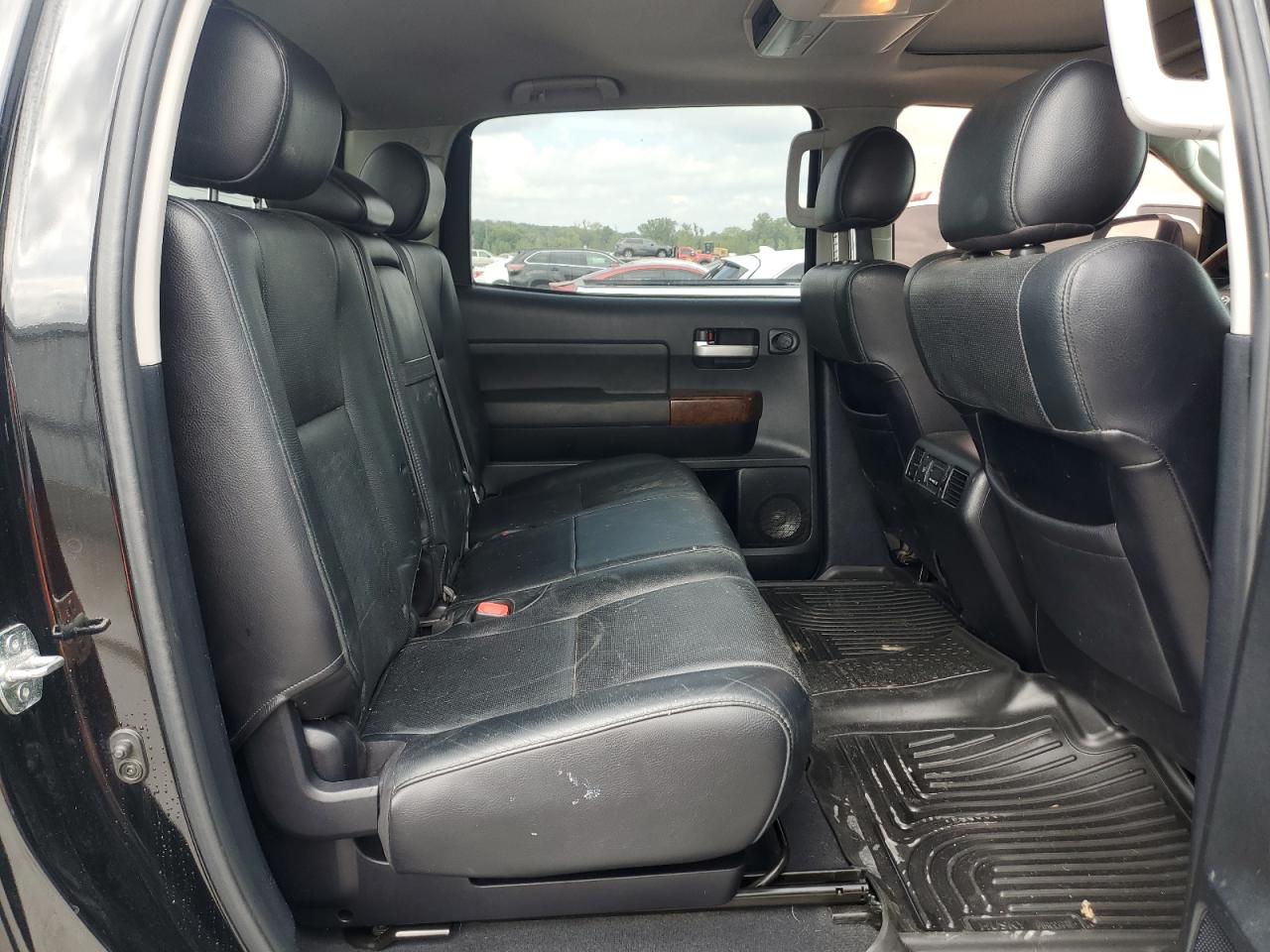 TOYOTA TUNDRA CREWMAX LIMITED