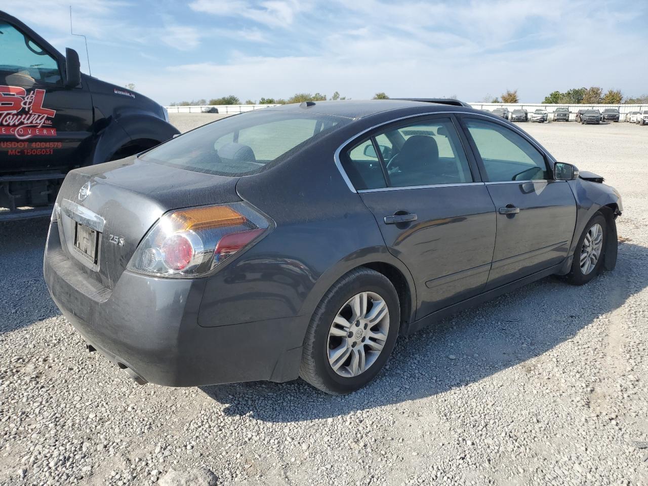 NISSAN ALTIMA BASE