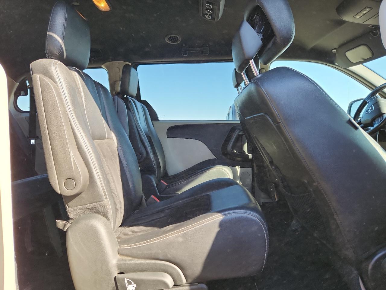 DODGE GRAND CARAVAN SXT