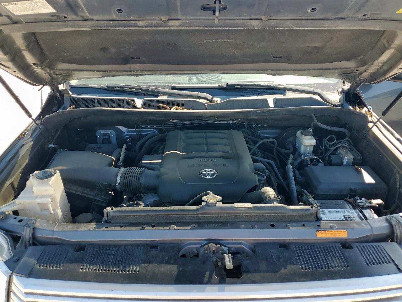 TOYOTA TUNDRA CREWMAX LIMITED