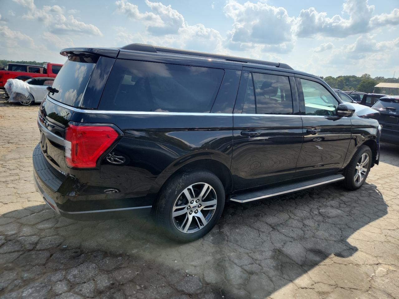 FORD EXPEDITION MAX XLT