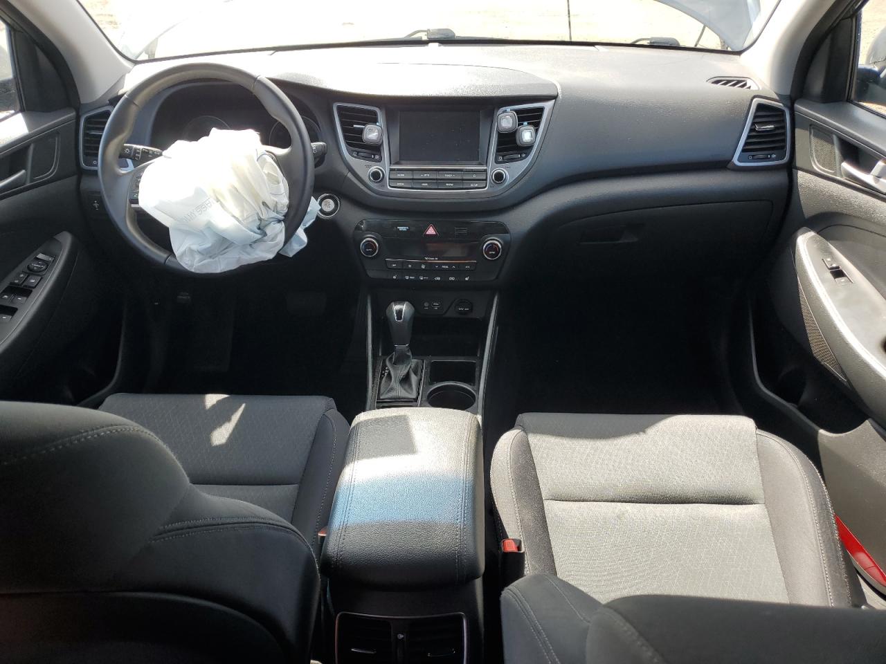 Lot #3311460261 2018 HYUNDAI TUCSON VAL