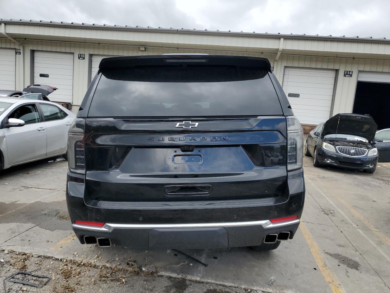 CHEVROLET SUBURBAN K1500 HIGH COUNTRY