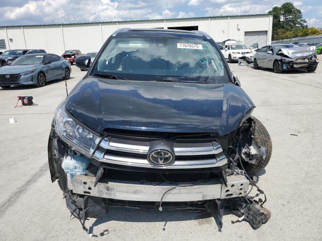 2018 TOYOTA HIGHLANDER LIMITED 5TDYZRFH2JS237789