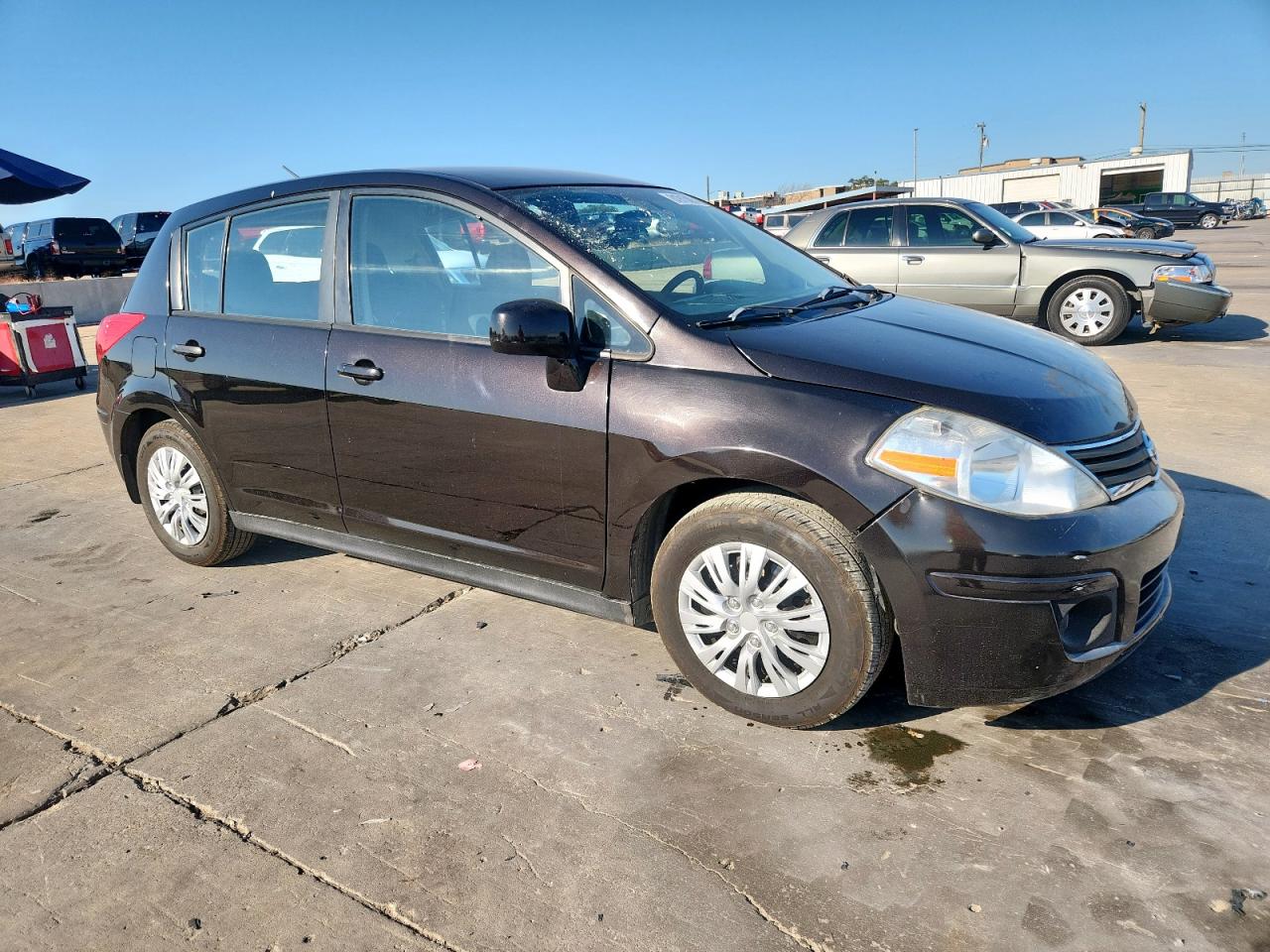NISSAN VERSA S