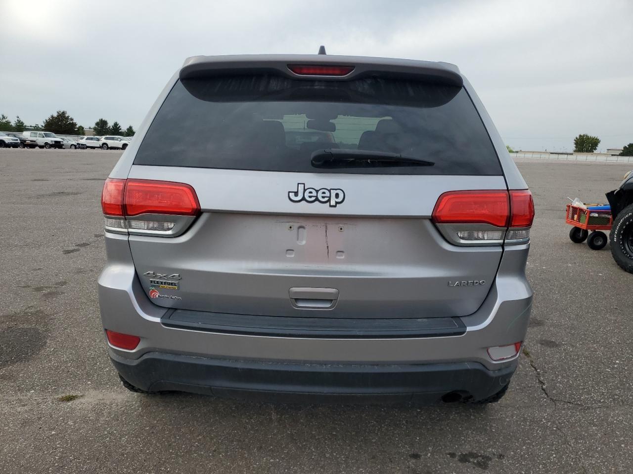 JEEP GRAND CHEROKEE LAREDO