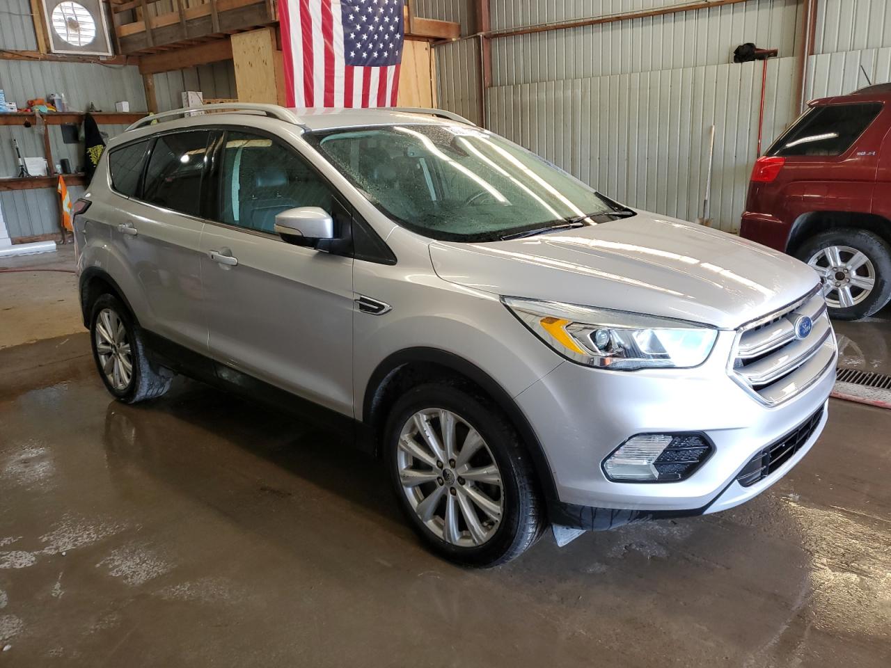 FORD ESCAPE TITANIUM
