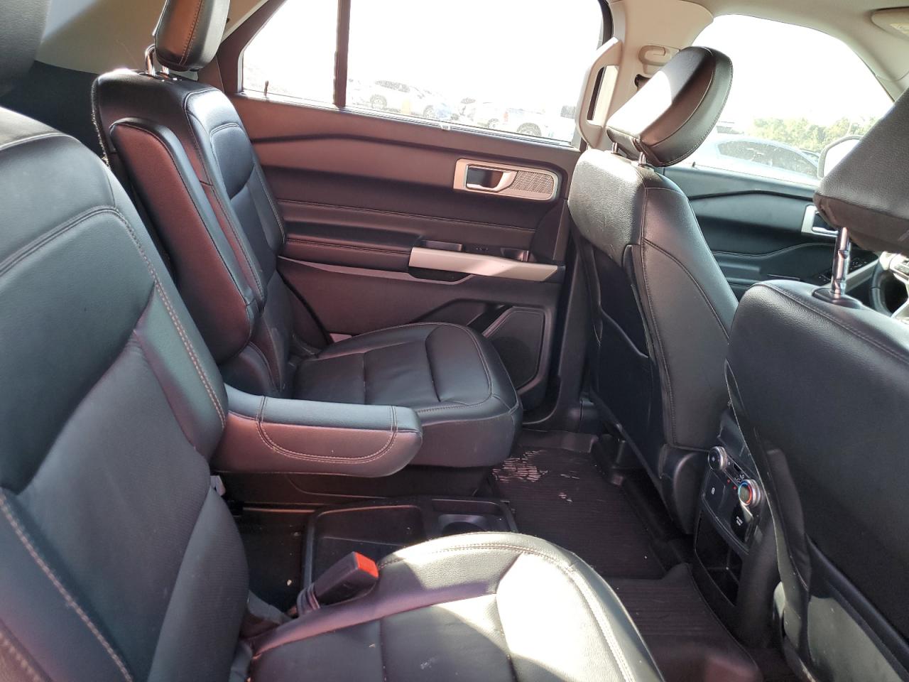 FORD EXPLORER LIMITED