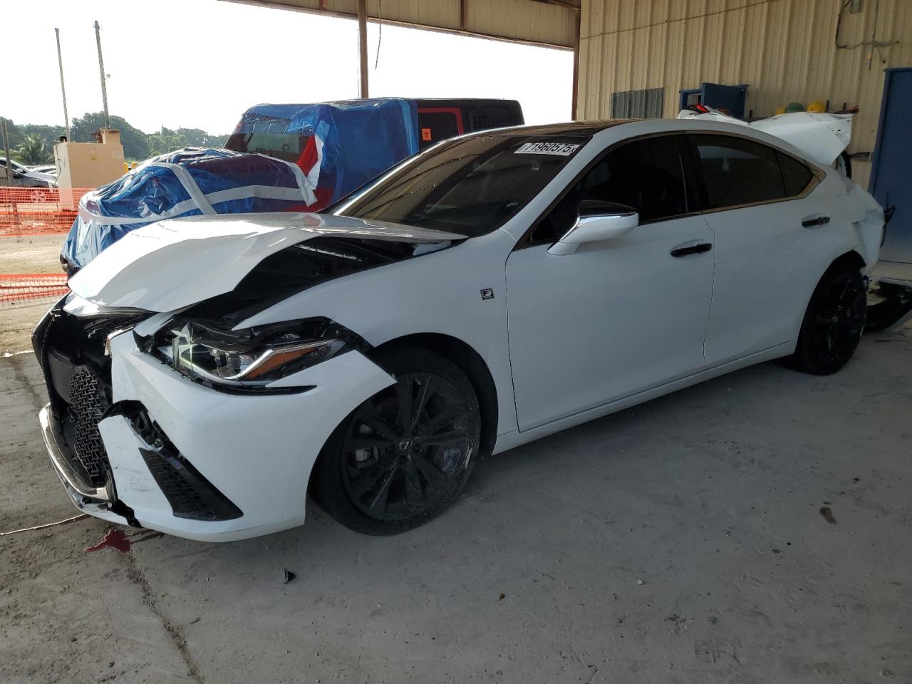 LEXUS ES 350 F SPORT HANDLING