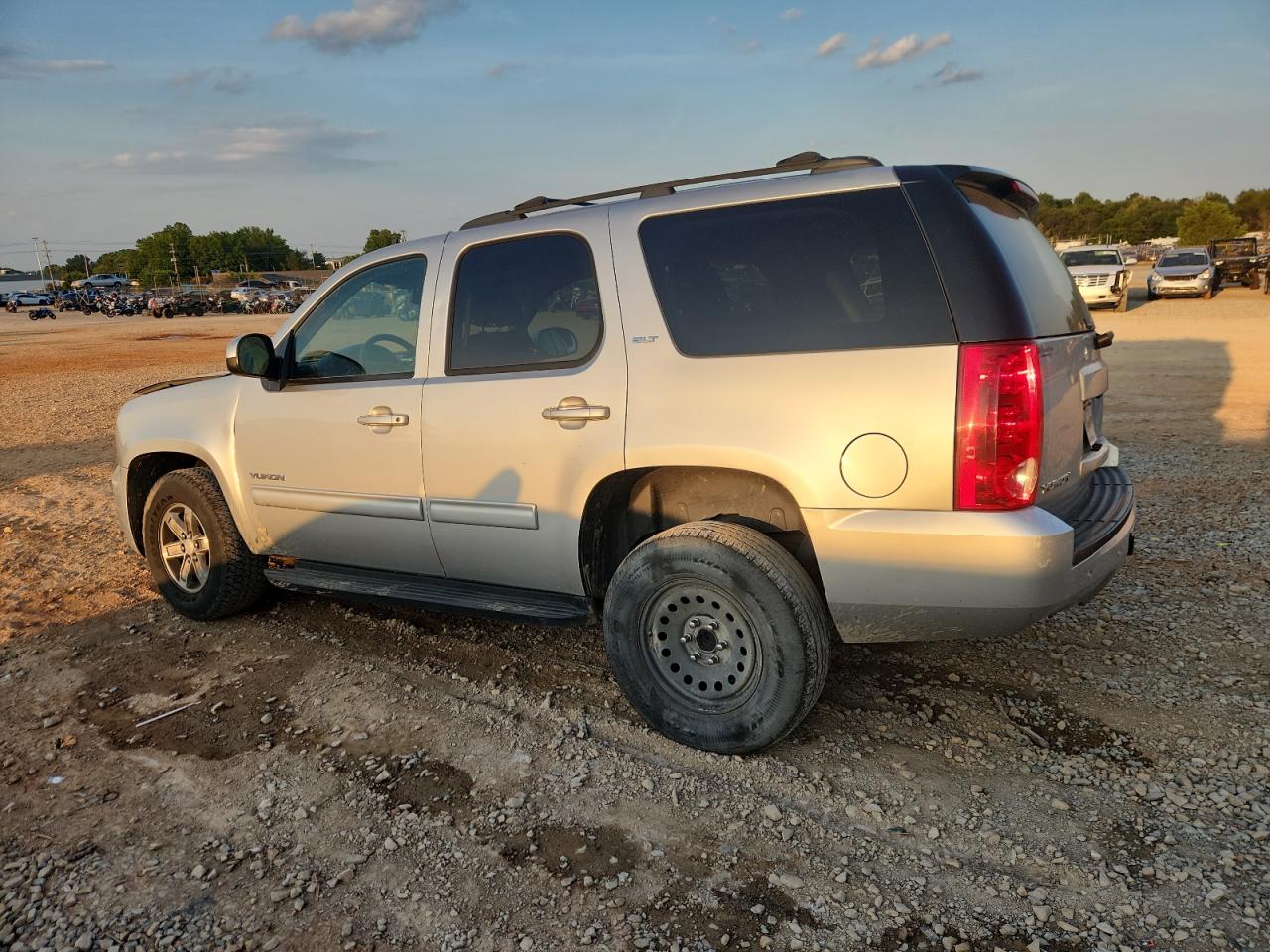 GMC YUKON SLT