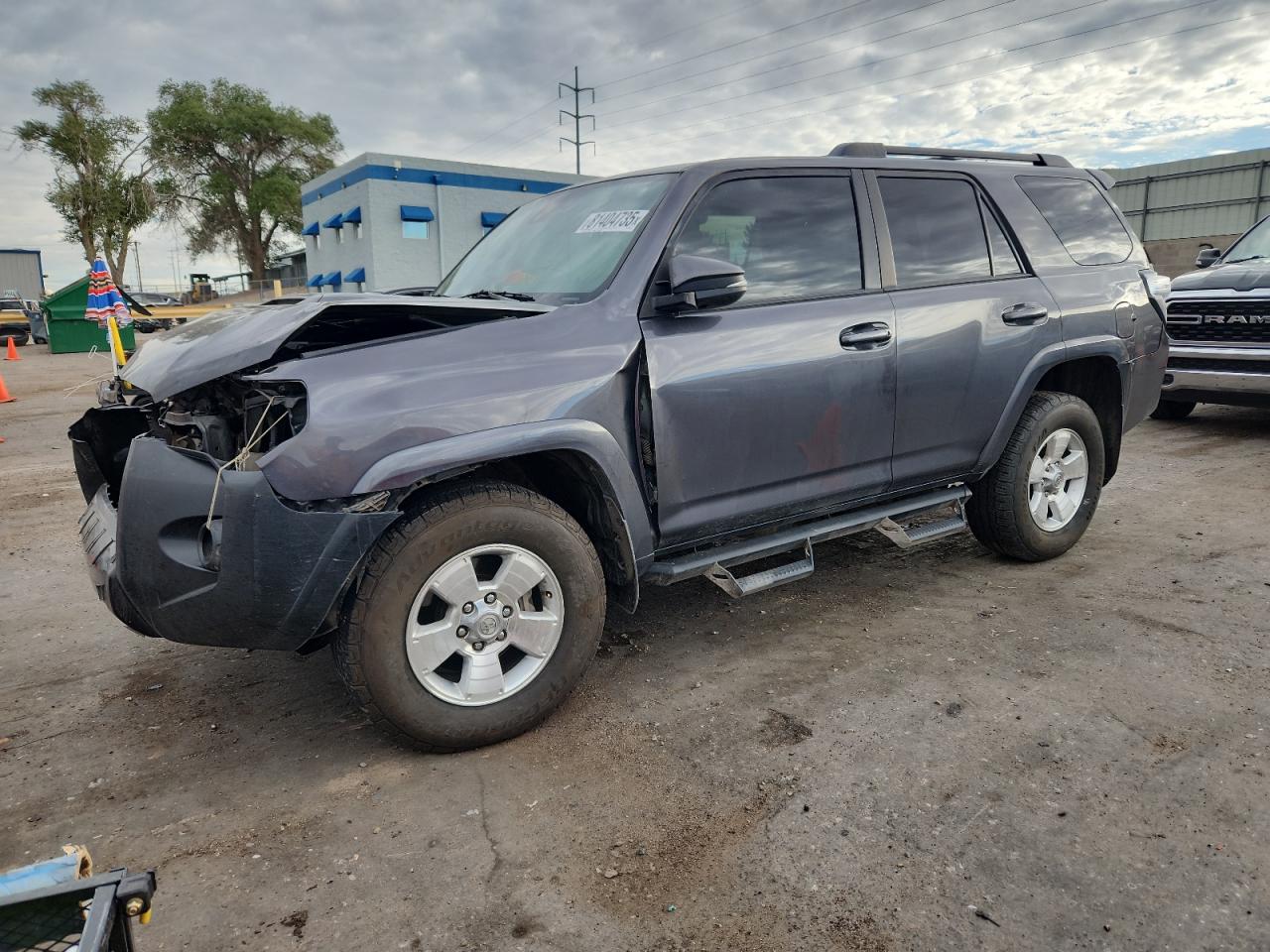 TOYOTA 4RUNNER SR5/SR5 PREMIUM