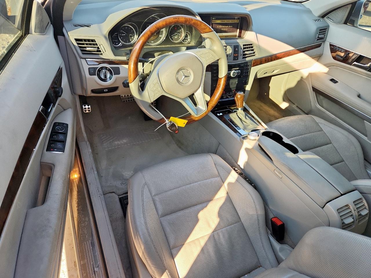 MERCEDES-BENZ E-CLASS 550