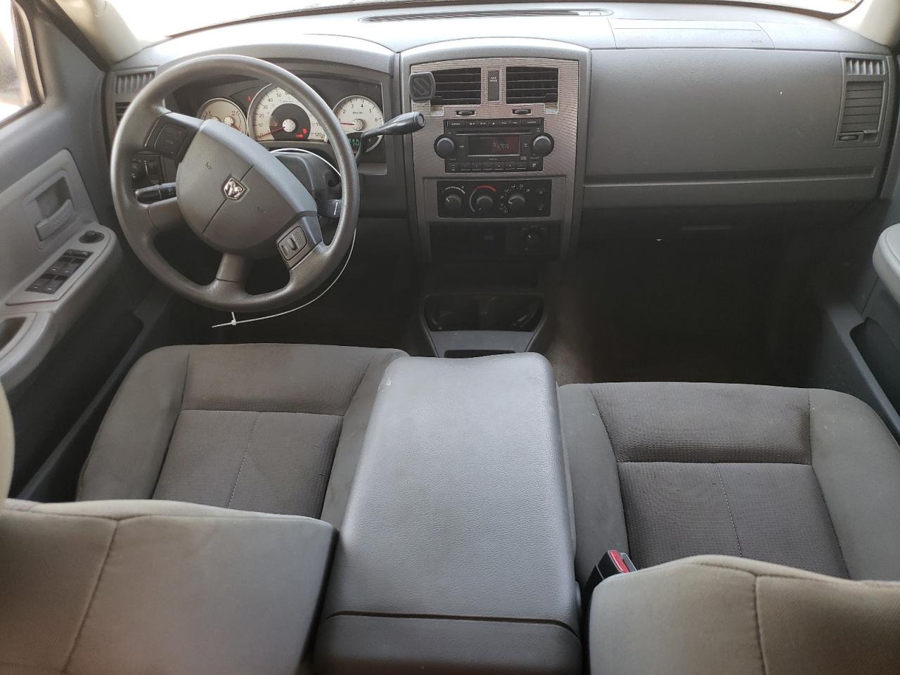 Lot #3297105514 2006 DODGE DAKOTA QUA