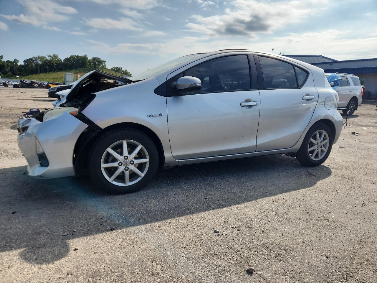TOYOTA PRIUS C