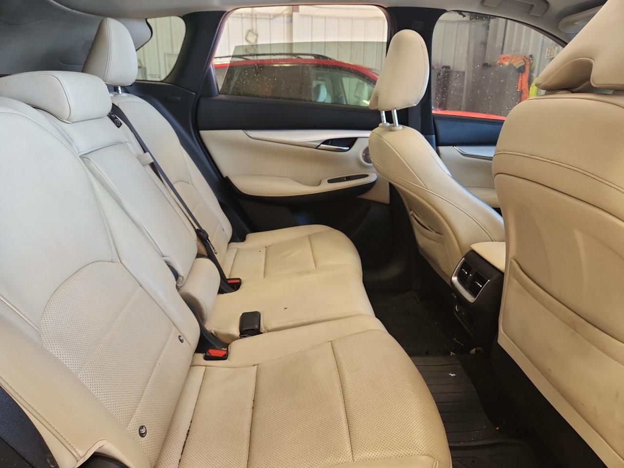 INFINITI QX50 ESSENTIAL