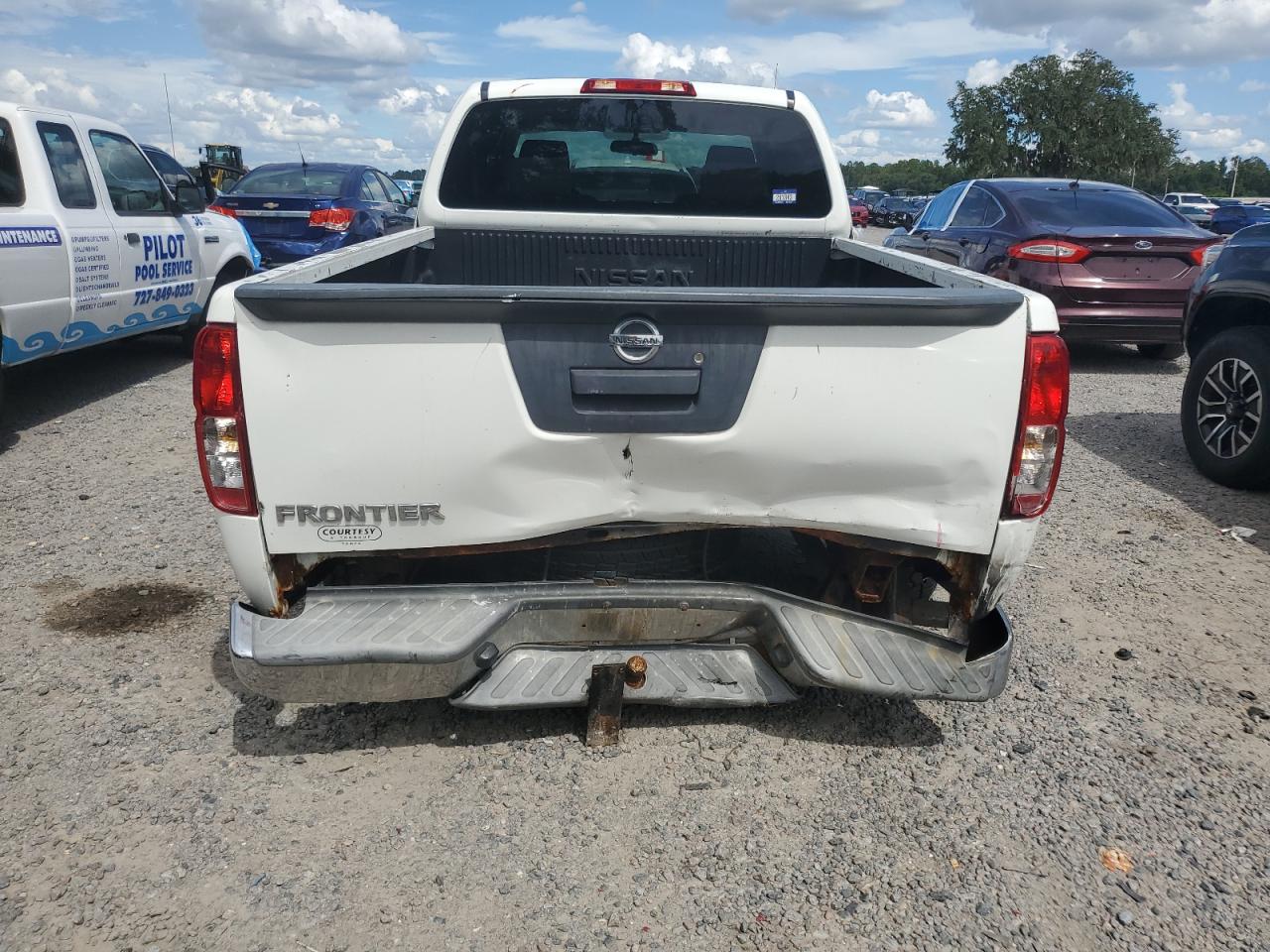 NISSAN FRONTIER S