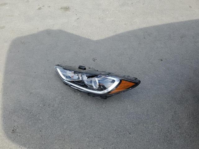 2018 HYUNDAI ELANTRA SE 5NPD84LF1JH368600