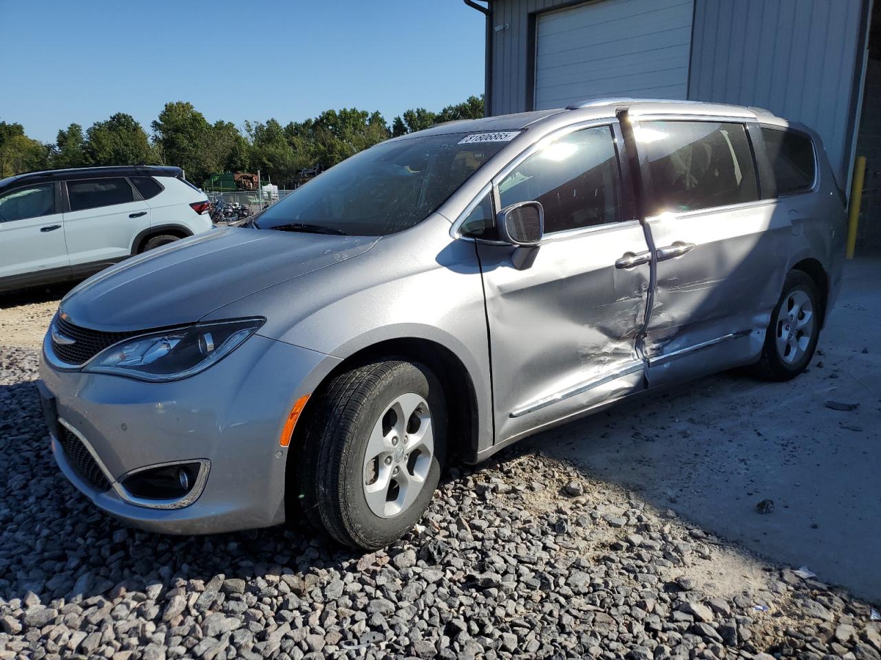 CHRYSLER PACIFICA TOURING L PLUS