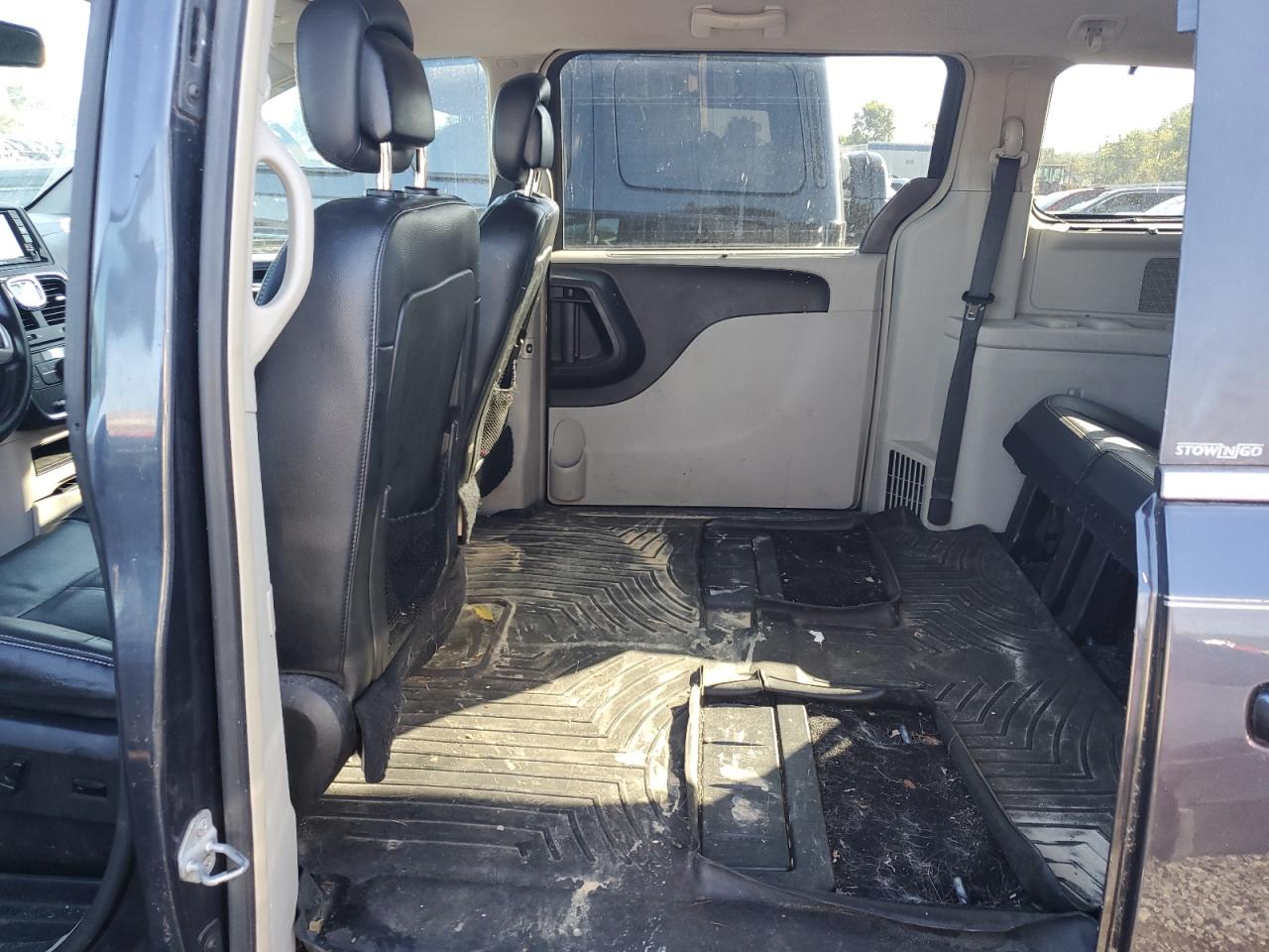 CHRYSLER TOWN & COUNTRY TOURING