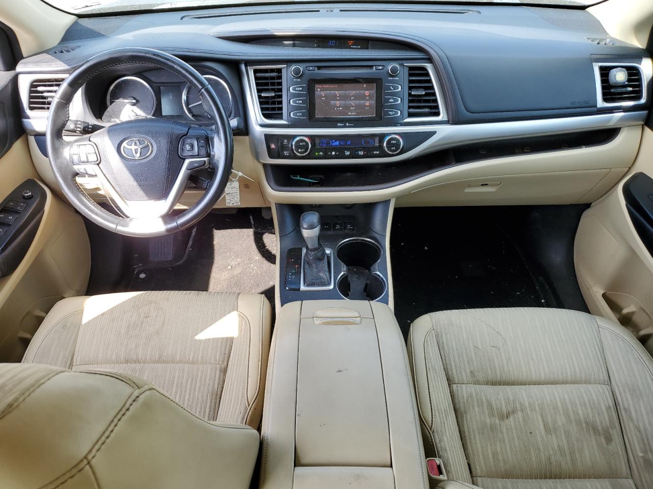 TOYOTA HIGHLANDER LE