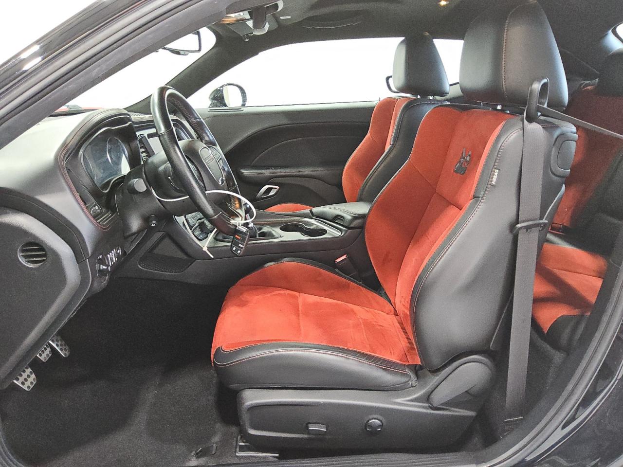 DODGE CHALLENGER R/T SCAT PACK