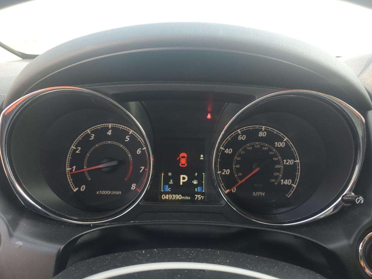 MITSUBISHI OUTLANDER SE