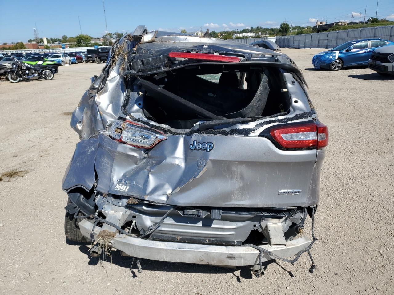 JEEP GRAND CHEROKEE LATITUDE