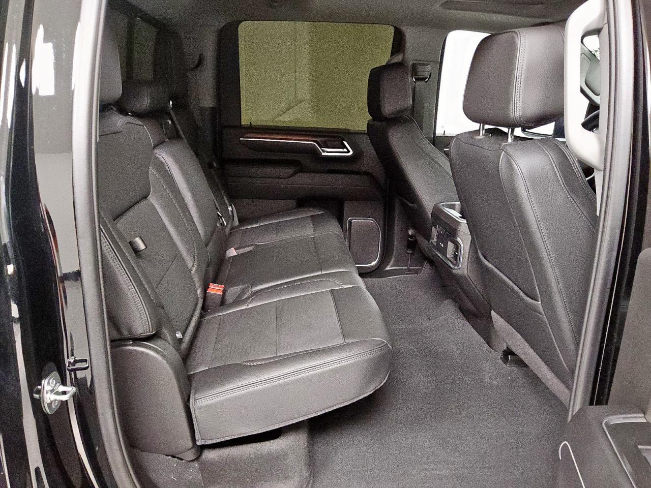 GMC SIERRA K2500 DENALI