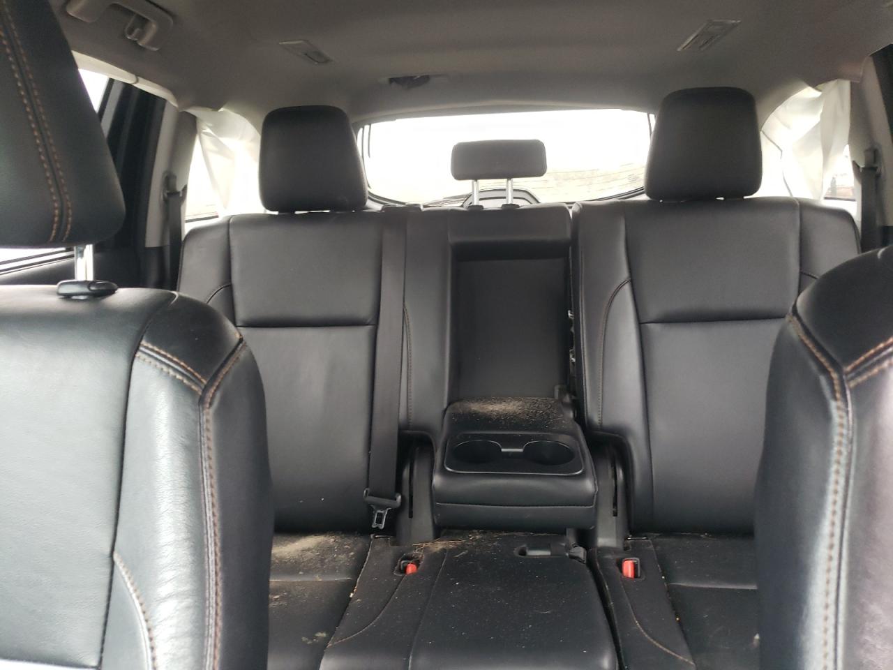 TOYOTA HIGHLANDER SE