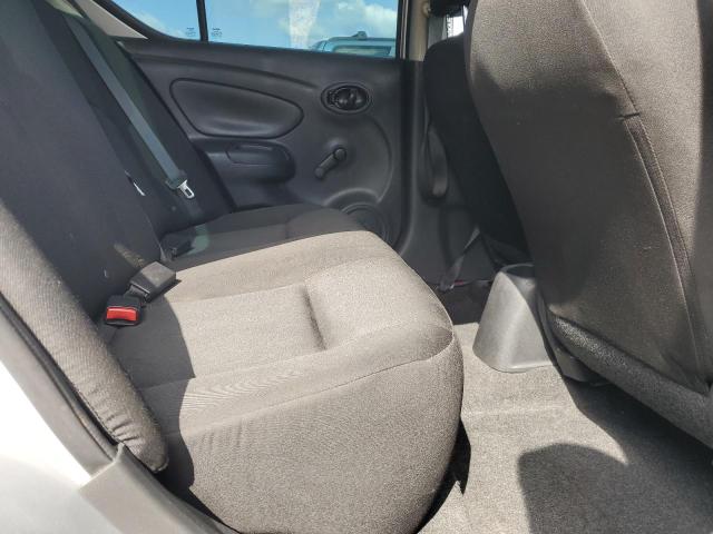 2019 NISSAN VERSA S 3N1CN7AP0KL829128