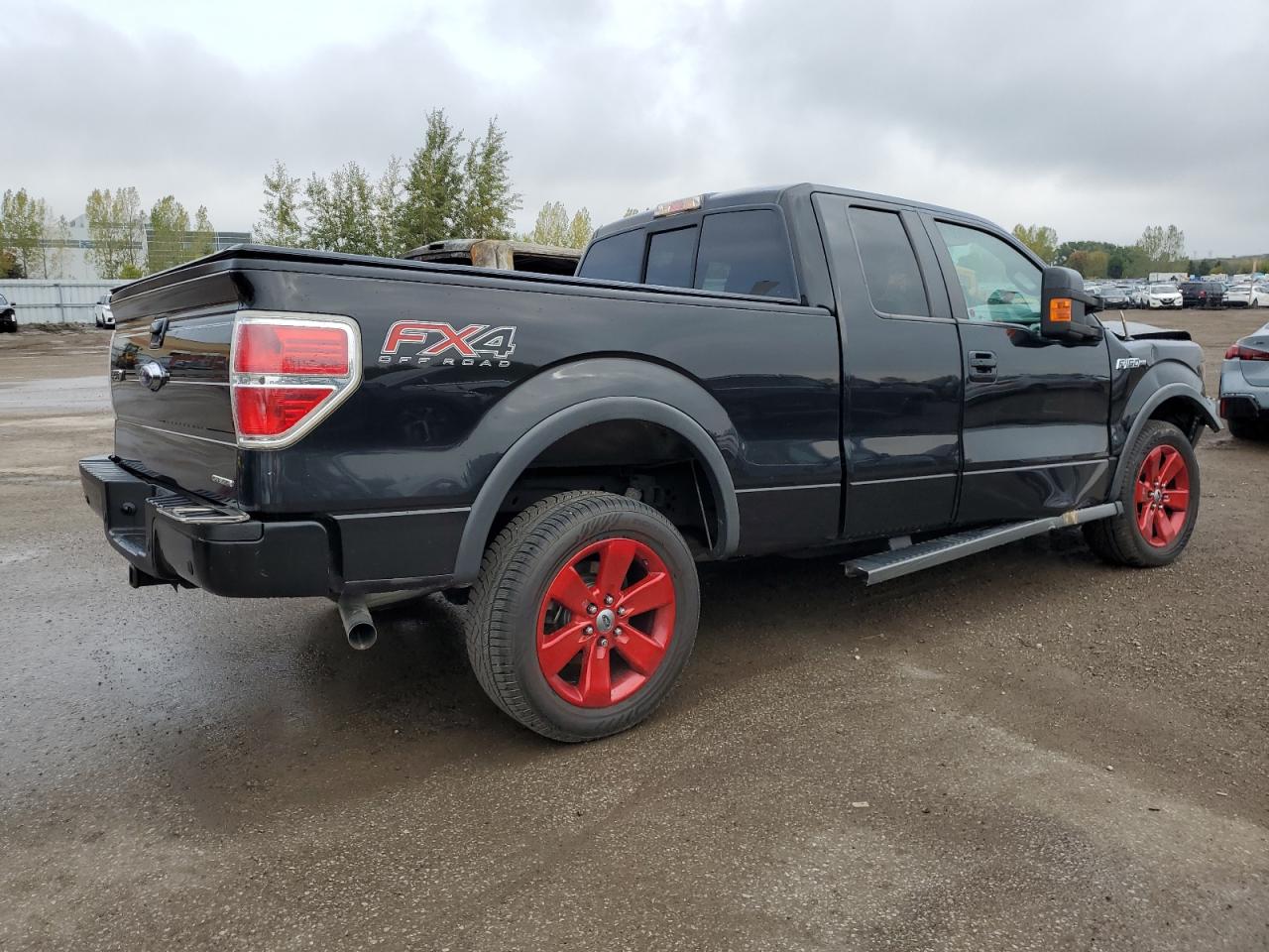 FORD F-150 SUPER CAB