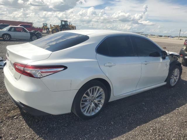 2018 TOYOTA CAMRY L - 4T1B11HK1JU067228