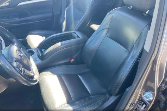 2016 TOYOTA HIGHLANDER 5TDKKRFH9GS141757