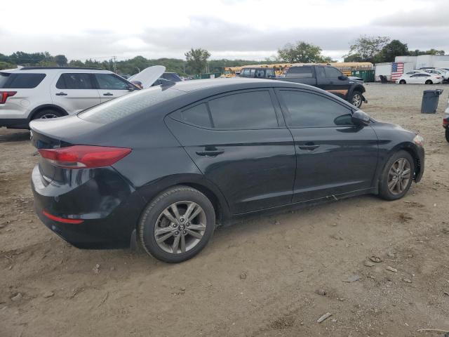 2018 HYUNDAI ELANTRA SE 5NPD84LF2JH375619