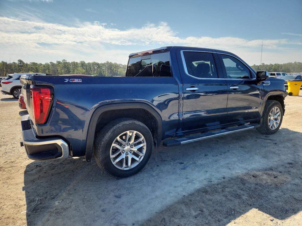 GMC SIERRA K1500 SLT