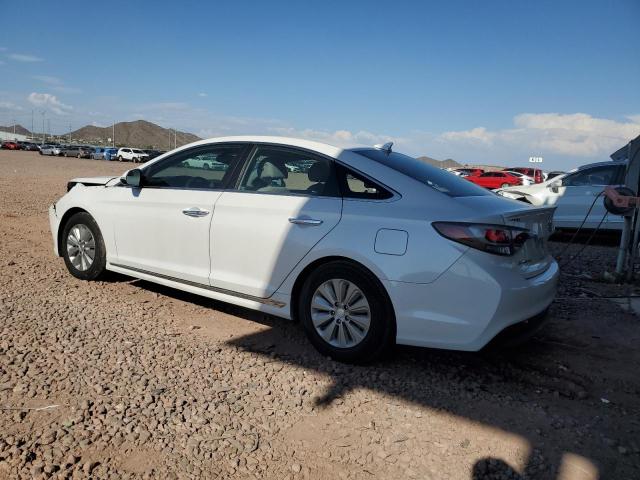 2016 HYUNDAI SONATA HYB KMHE24L15GA020045