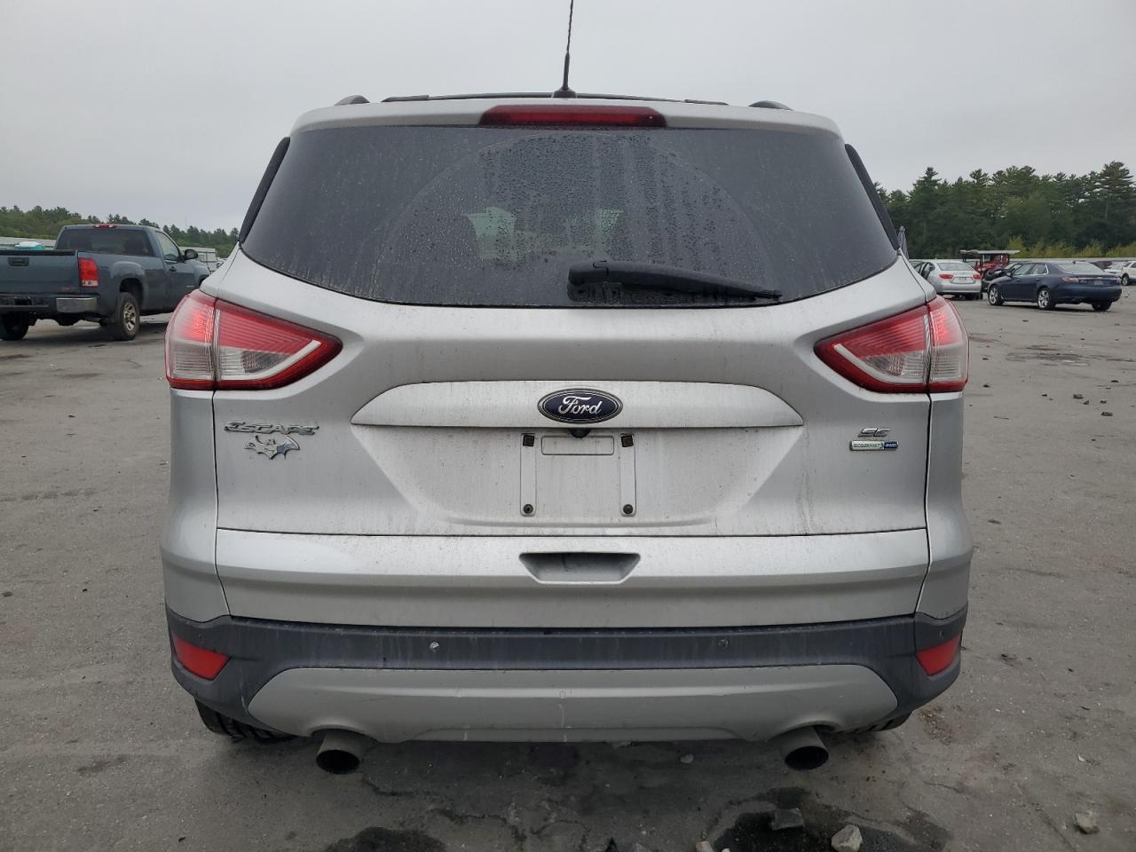 FORD ESCAPE SE