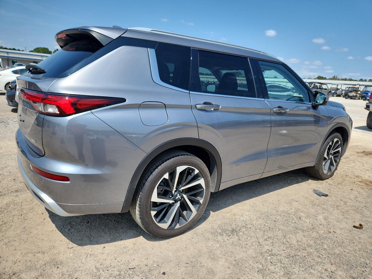 MITSUBISHI OUTLANDER SEL