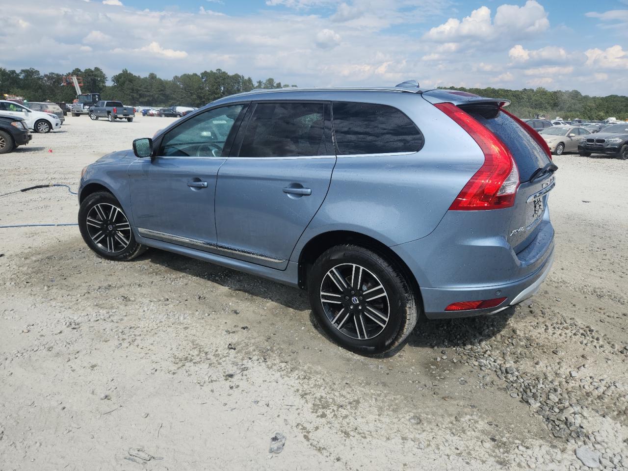 VOLVO XC60 T5 DYNAMIC