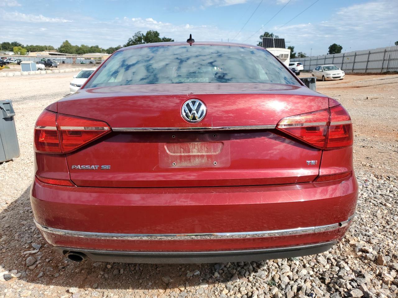 VOLKSWAGEN PASSAT SE