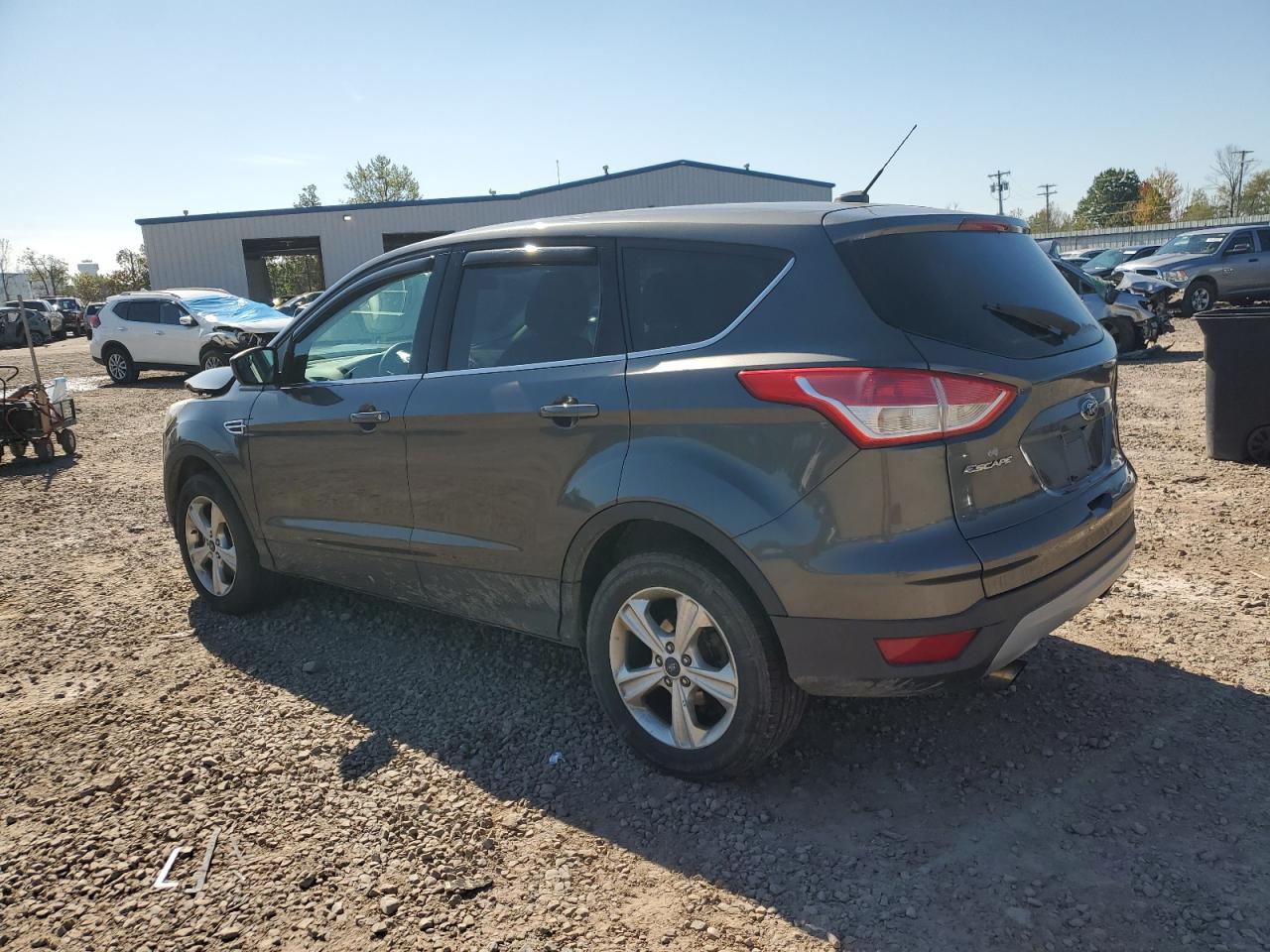 FORD ESCAPE SE